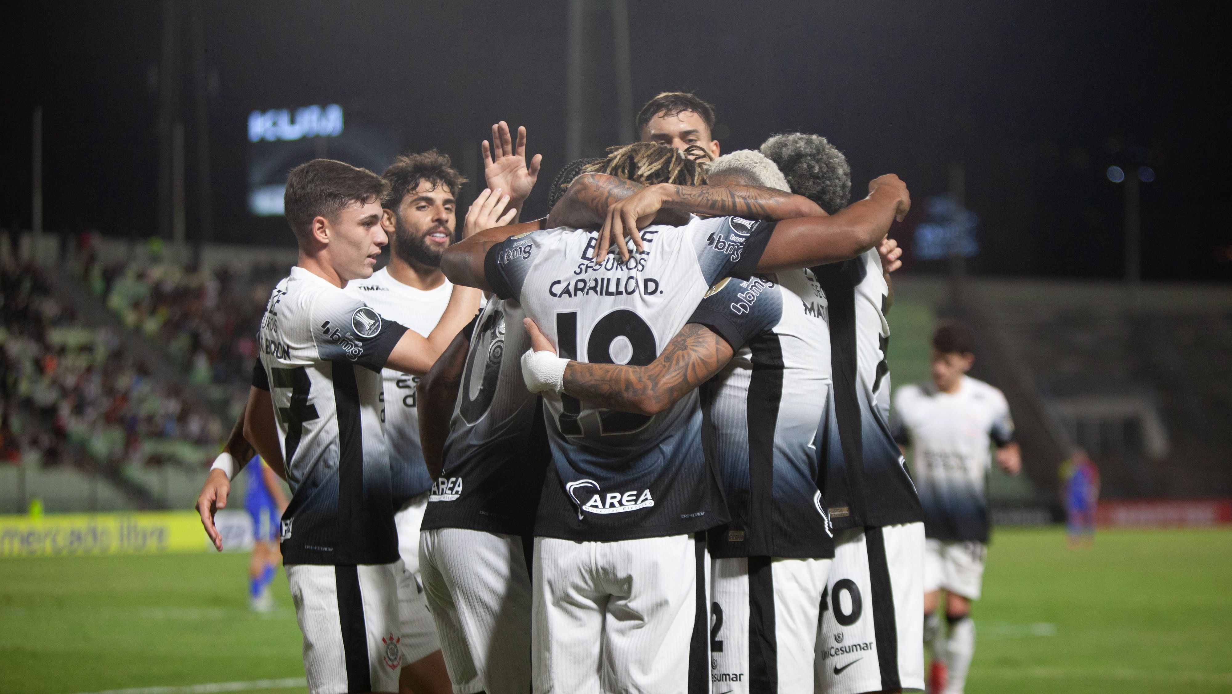 Corinthians fecha com novo patrocinador; estreia será na Libertadores